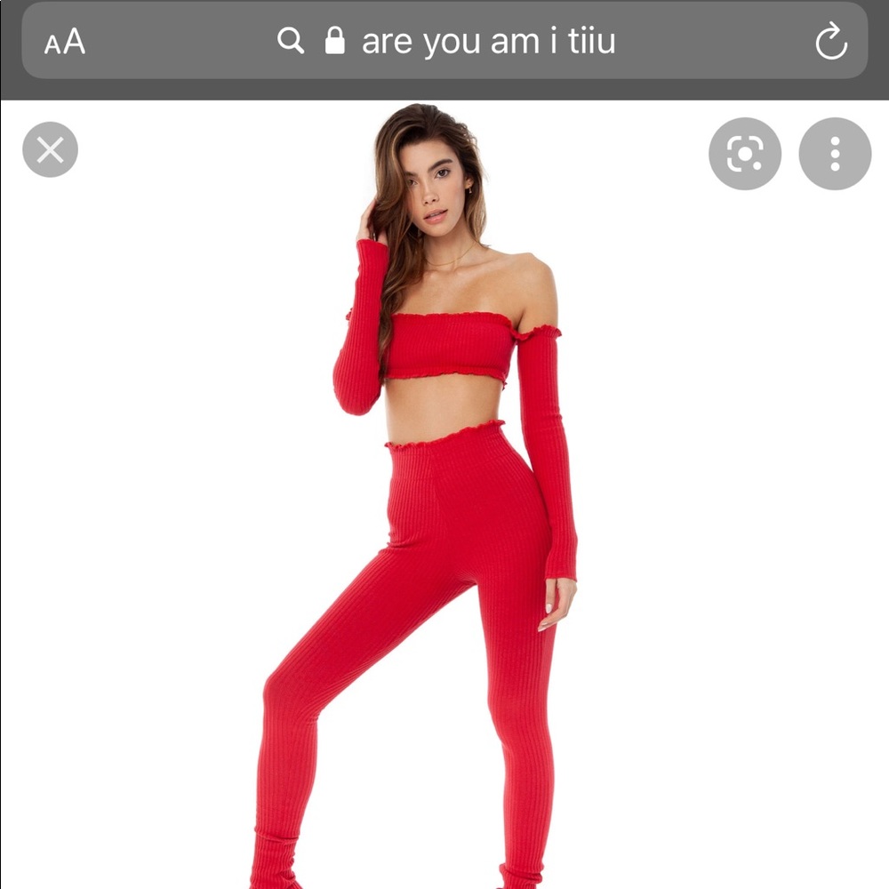 ARE YOU AM I TIIU TOP